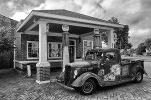 Competition entry: Yesterday's Gas Station